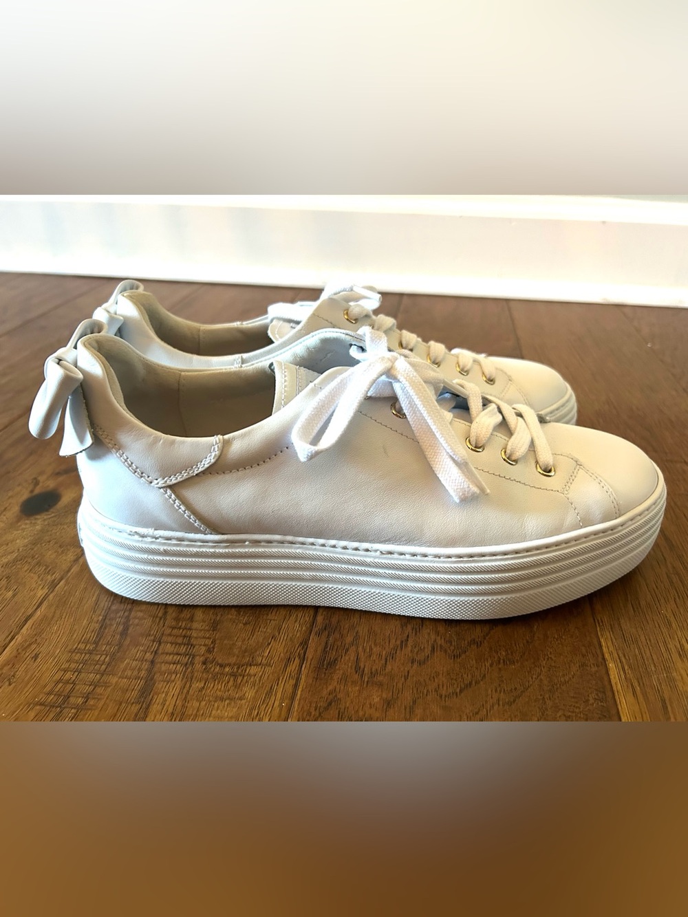Nero Giardini White Leather Platform Sneakers with Heel Bow Size 40 (9.5)